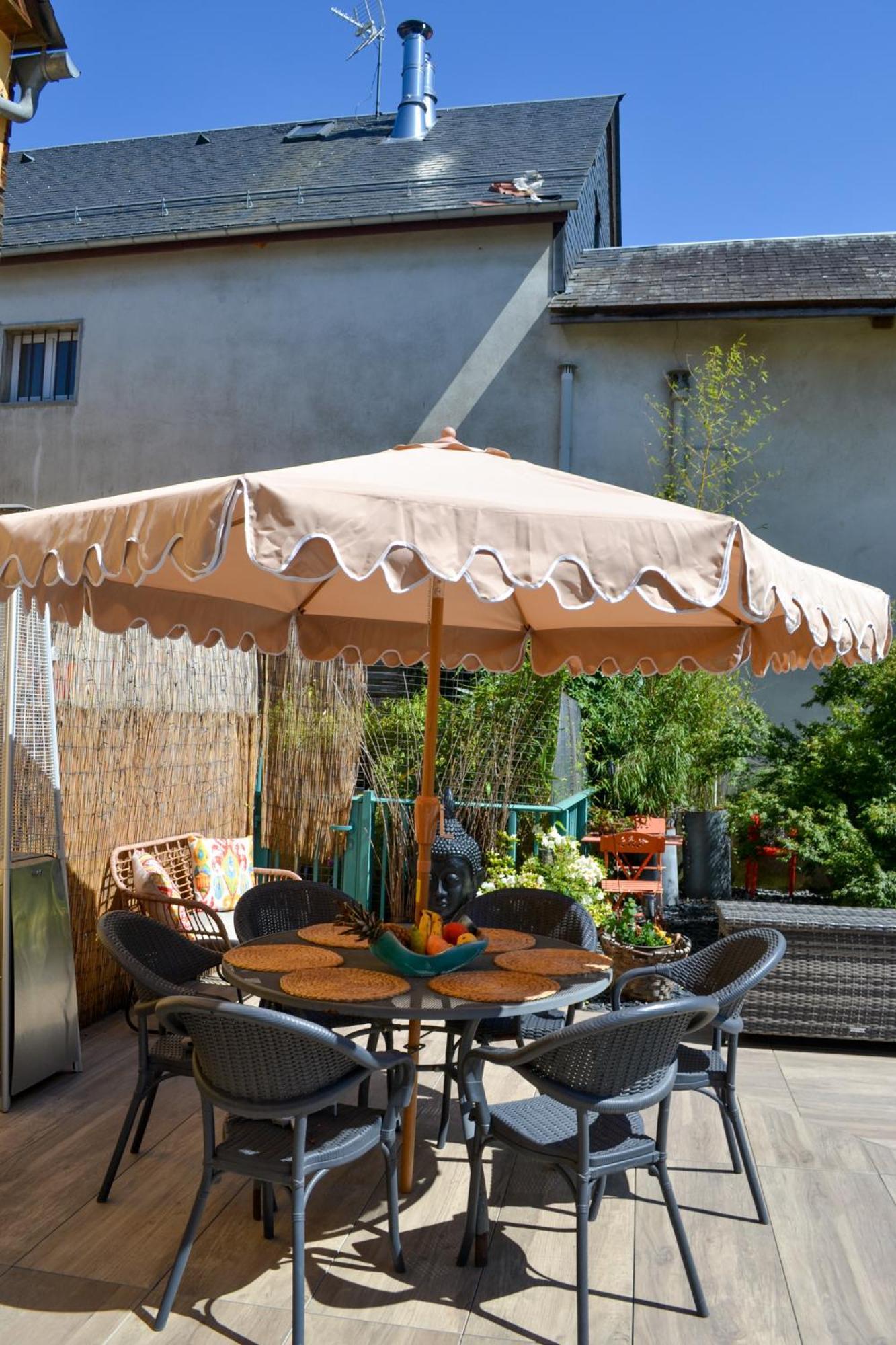A Nouste Chambres D'Hotes Et Gite Only Adults Campan Exterior photo