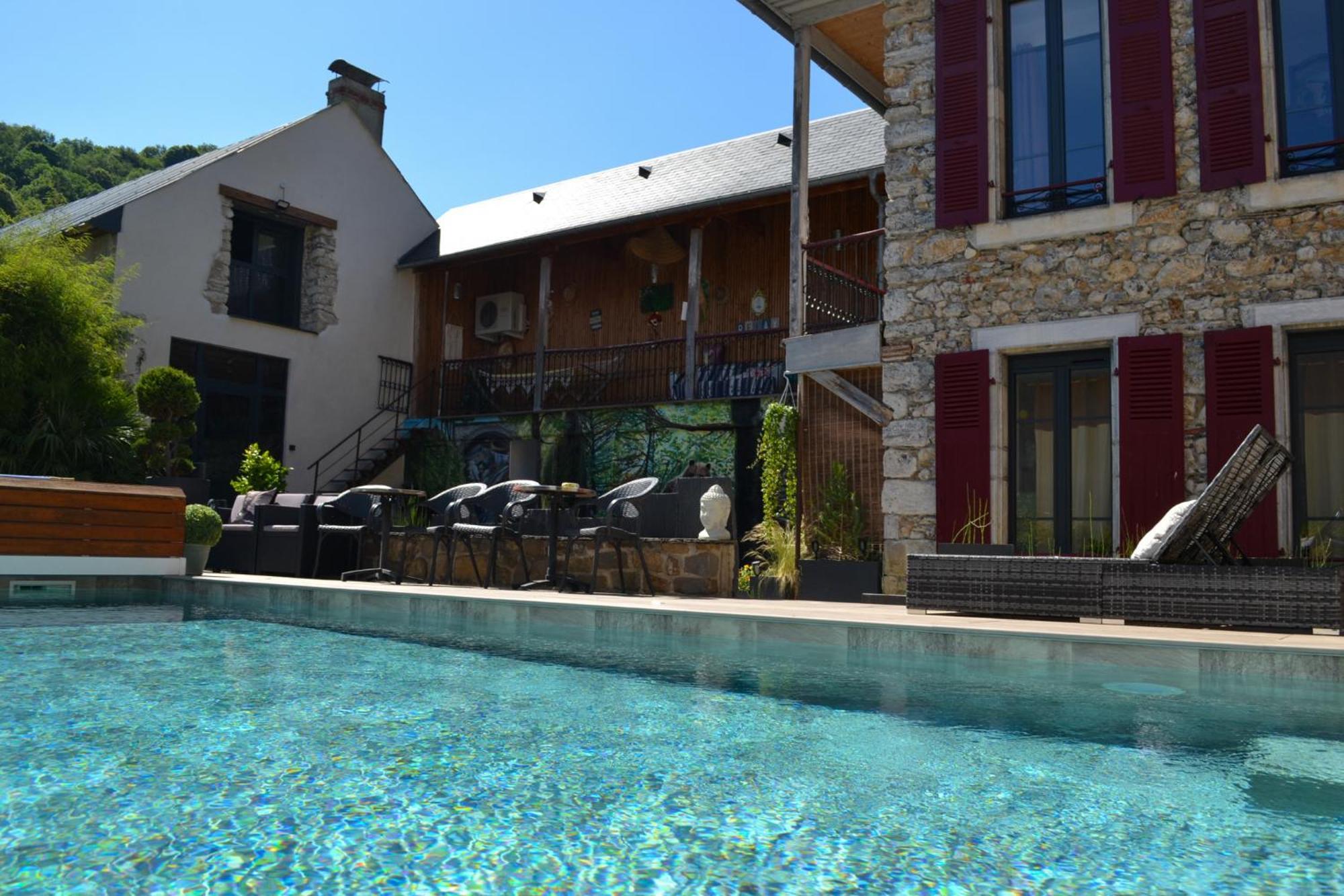 A Nouste Chambres D'Hotes Et Gite Only Adults Campan Exterior photo