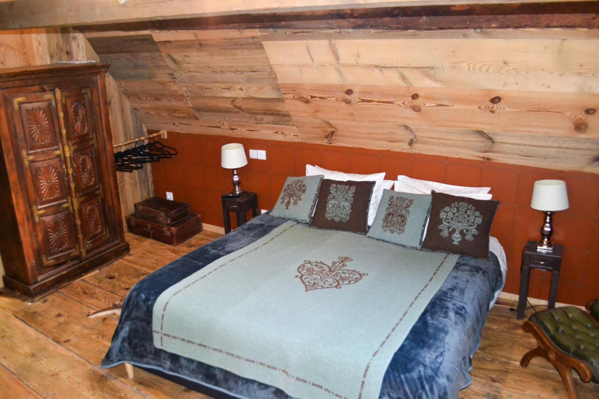 A Nouste Chambres D'Hotes Et Gite Only Adults Campan Exterior photo